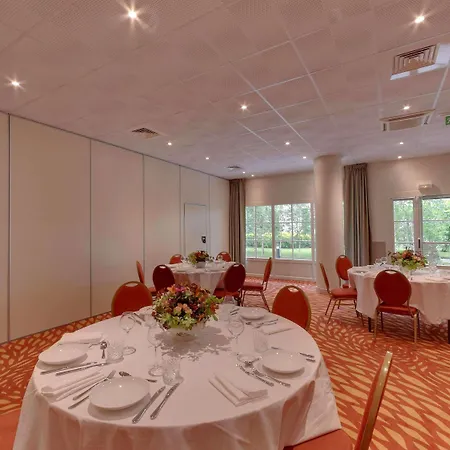 Mercure Relays Du Chateau Hotel