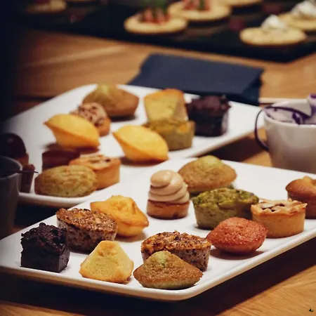 Mercure Relays Du Chateau 4* 랑부예