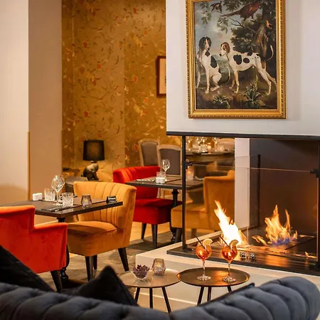 Mercure Relays Du Chateau Szálloda 4*
