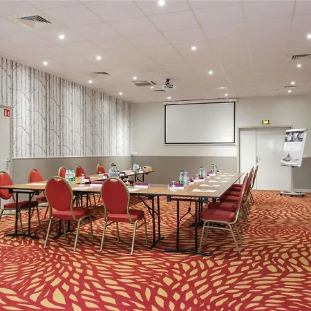 Mercure Relays Du Chateau 4* 랑부예