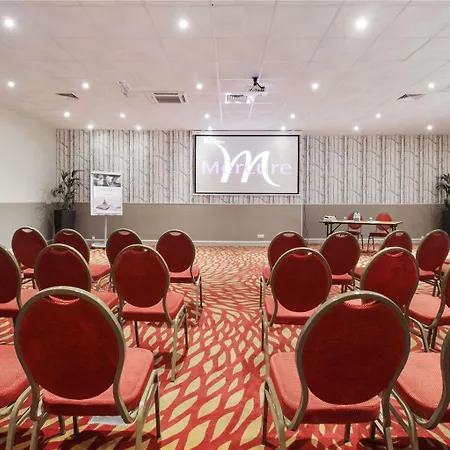 Mercure Relays Du Château Hotel 4*