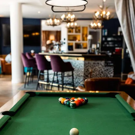 فندق Mercure Relays Du Chateau رامبوييه