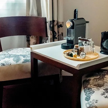 Mercure Relays Du Chateau فندق رامبوييه