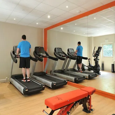 Отель Mercure Relays Du Chateau 4*