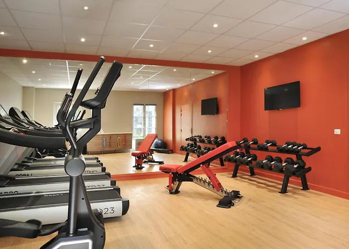 Mercure Relays Du Château Hotel 4*